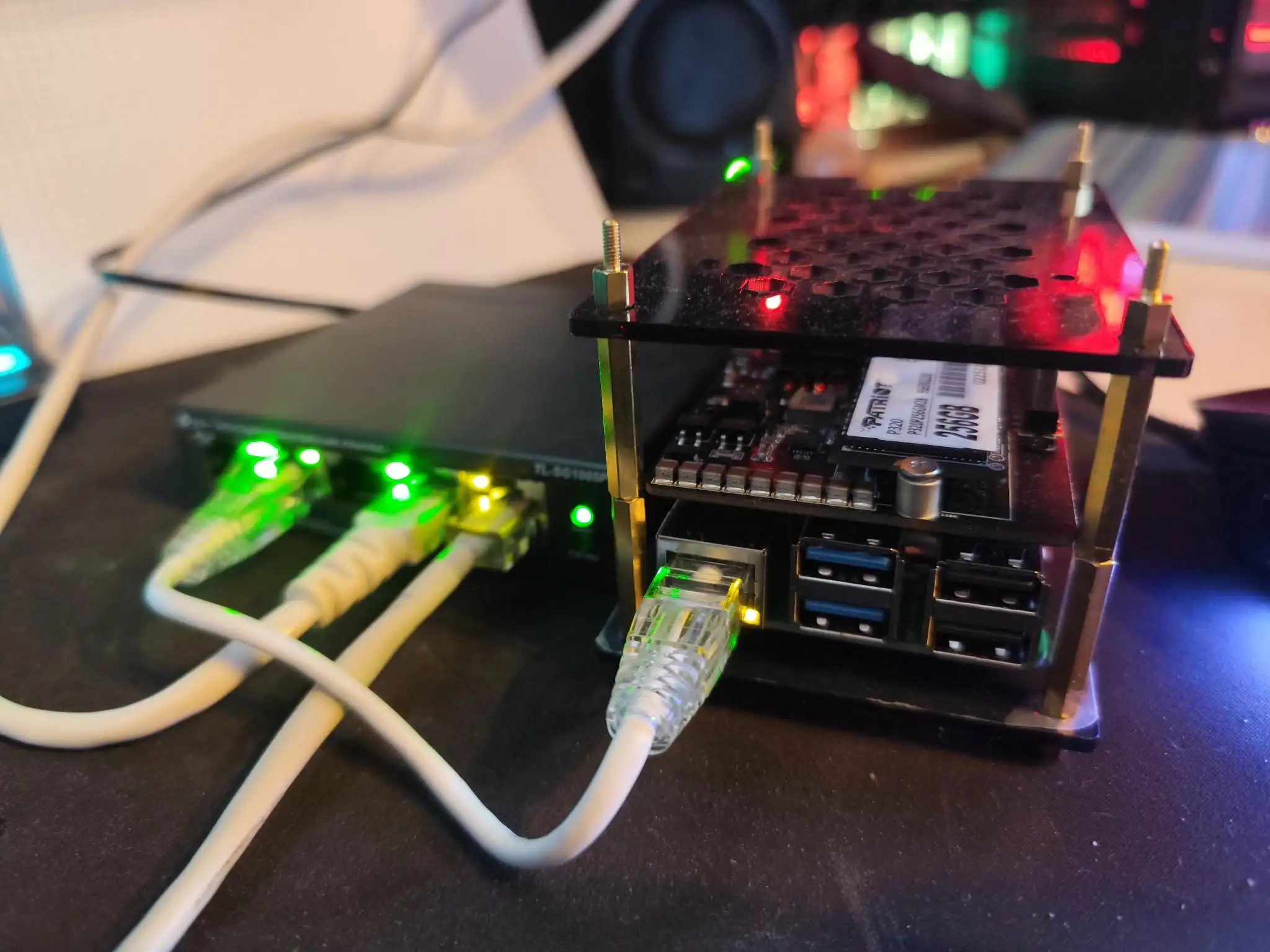 Comment configurer un Raspberry Pi 5 avec un HAT PoE et un SSD NVMe